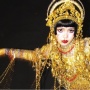 Potret Lisa BLACKPINK Jadi Sirene Emas Jibaro di Halloween 2025, Kostumnya Bikin Takjub!