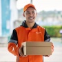 Jelang Akhir Tahun, Lonjakan Pengiriman Paket Bikin Banyak yang Lupa Soal Ini