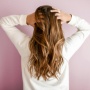 Jangan Salah Pilih Warna! 4 Cat Rambut untuk Kulit Sawo Matang