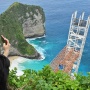 Menpar Kena 'Sentil' Komisi VII DPR, Proyek Lift Kaca di Pantai Kelingking Turut Disinggung