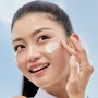 6 Sunscreen Hybrid Terbaik untuk Kulit Sensitif: Tekstur Lembut, Tidak Bikin Iritasi dan Jerawat