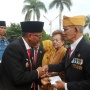 Hormati Jasa Pahlawan, Belitung Salurkan Bansos Rp2,5 Juta untuk Veteran dan Janda Veteran