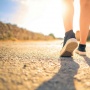 5 Sepatu Lokal Selevel New Balance untuk Jalan Kaki dan Motoran, Harga Jauh Lebih Murah