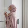 7 Rekomendasi Parfum untuk Hijabers, Tahan Lama Dipakai Aktivitas Outdoor