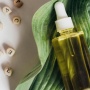 10 Tren Bahan Skincare yang Populer Selama 2025, Vitamin C Tak Lekang Waktu
