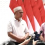 Prabowo Disebut 'Dewa Penolong', Guru Abdul Muis Menangis Haru Usai Nama Baiknya Dipulihkan