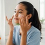 Umur 15 Tahun Sebaiknya Pakai Sunscreen SPF Berapa? Ini 5 Pilihan Aman Mulai Rp12 Ribuan