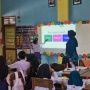 Lebih dari Sekadar Mengajar: Menjadi Teladan Hidup