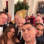 Cristiano Ronaldo Selfie dengan Elon Musk hingga Presiden Trump, Messi Mana Bisa