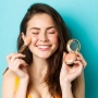 5 Compact Powder untuk Remaja yang Murah, Wajah Flawless Tanpa Kantong Jebol