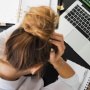 Bukan Cuma Guru Honorer, Freelancer Nyatanya Juga Tak Kalah Ngenes