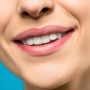 Stop Jilat Bibir! Ini 6 Rahasia Ampuh Atasi Bibir Kering Menurut Dokter