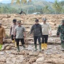 Wamendagri Bima Tinjau Lokasi Banjir di Solok, Pastikan Pendataan Akurat dan Pemulihan Cepat