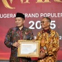 Program KDKMP Jadi Program Pemerintah Terpopuler, Menteri Ferry Raih Disway Awards 2025