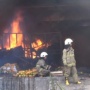 Api Mengamuk di Pasar Kramat Jati, Pedagang Rugi Besar Barang Dagangan Baru Turun Ludes Terbakar