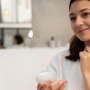 5 Rekomendasi Moisturizer Retinol untuk Usia 30-an, Menjaga Kulit Tampak Awet Muda