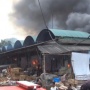 Pagi Mencekam di Pasar Kramat Jati, 350 Kios Pedagang Ludes Jadi Arang Dalam Satu Jam