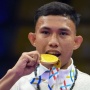 Kisah Riyan Jefri, Anak Tukang Pijat Keliling Sabet Medali Emas Cabor Kickboxing SEA Games 2025