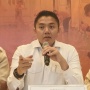 Seskab Teddy Respons Pihak yang Bandingkan Penanganan Bencana: Tiap Bencana Punya Tantangan Sendiri
