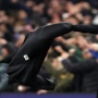 Unai Emery Kesurupan? Selebrasi Gila Pelatih Aston Villa Usai Tumbangkan MU