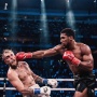 Rahang Patah Usai KO dari Anthony Joshua, Jake Paul Pamer Gepokan Duit dan Pistol Emas