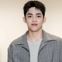Daily Look Andalan! Sontek 4 Gaya Minimalis Kasual ala S.Coups SEVENTEEN