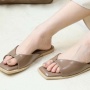 7 Sandal Lokal yang Enak dan Stylish Buat Jalan-Jalan saat Liburan Nataru