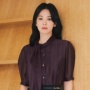 Intip 3 Ide Outfit Rok ala Song Hye Kyo, Cocok untuk Hijabers!