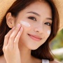 7 Rekomendasi Sunscreen Anti White Cast untuk Aktivitas Tahun 2026