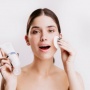 Cara Double Cleansing yang Benar Menurut Dokter Estetika agar Skin Barrier Tidak Rusak