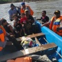 Cuaca Buruk Sebabkan Perahu Terbalik di Perairan Saireri, Sembilan Penumpang Dievakuasi