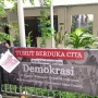 Tangis dan Amarah Bercampur, Pendukung Protes Keras Vonis Pidana Laras Faizati