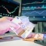 Suntikan Rp200 Triliun ke Perbankan: Benarkah Rakyat Ikut Terbatu?