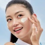 4 Chemical Sunscreen Vegan Favorit, Ringan di Kulit dan Anti White Cast