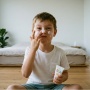 7 Rekomendasi Sunscreen Terbaik untuk Anak-Anak, Main di Luar Jadi Tenang