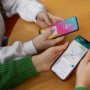 7 Rekomendasi HP Layar AMOLED Murah 2026, Tampilan Jernih Mulai Rp1 Jutaan