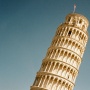 Di Bawah Bayang Menara Pisa