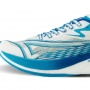 5 Sepatu Lari Lokal Carbon Plate 'Kembaran' Saucony Versi Lebih Murah