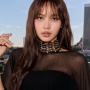 Pamer Perut Rata! 4 Ide Crop Top ala Lisa BLACKPINK yang Super Trendy