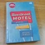 Ulasan Novel Heartbreak Motel: Potret Kelam Luka Batin Seorang Aktris