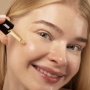 5 Serum untuk Atasi Bopeng Bekas Jerawat agar Wajah Kembali Mulus