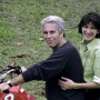 Menguak Rahasia Foto Jeffrey Epstein: Mengapa Ia Pilih Motor 2 Tak 'Ndeso' Meski Harta Melimpah?