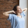 7 Manfaat Menghirup Udara Pagi Hari untuk Kesehatan Tubuh dan Mental