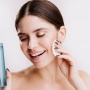 Habis Pakai Micellar Water Perlu Cuci Muka? Ini Penjelasan dan 7 Pilihan Terbaik