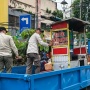 Satpol PP Duren Sawit 'Bersihkan' Trotoar dari 11 PKL dan 5 Motor Parkir Liar