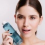 Pakai Kapas atau Tangan? Ini Cara Pakai Toner yang Benar Menurut Dokter