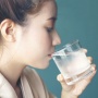 Minum Air Putih Saat Menstruasi, Bukan Sekadar Mitos dan Bisa Redakan Nyeri Haid