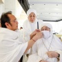 Momen Hangat Megawati Umrah Bersama Keluarga, Prananda Bantu Tahalul