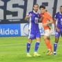 Media Thailand: Oknum Suporter Persib Lempar Pecahan Keramik ke Pemain Ratchaburi FC