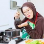 Hukum Mencicipi Makanan saat Puasa, Apakah Membatalkan atau Diperbolehkan Ya?